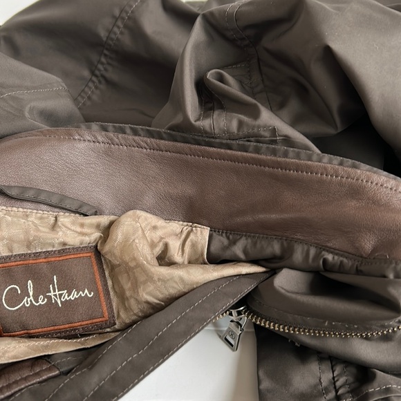 Cole Haan brown windbreaker lightweight jacket lambskin trim zip and snap close - Picture 16 of 16